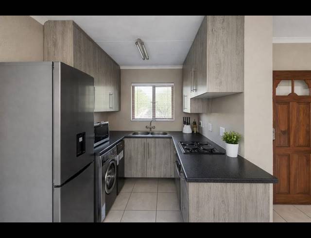 2 BEDROOM APARTMENT FOR SALE IN RANGEVIEW EXT 4